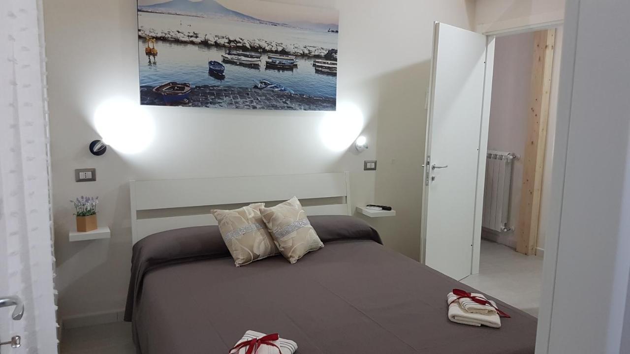 B&B Oplonti Resort 托雷安农齐亚塔 外观 照片
