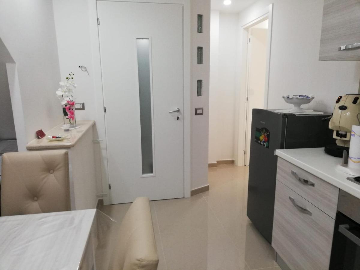B&B Oplonti Resort 托雷安农齐亚塔 外观 照片