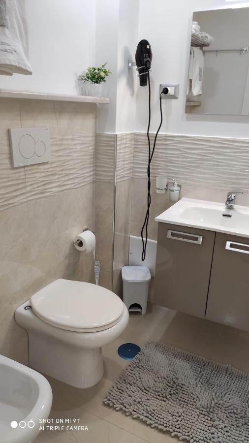 B&B Oplonti Resort 托雷安农齐亚塔 外观 照片